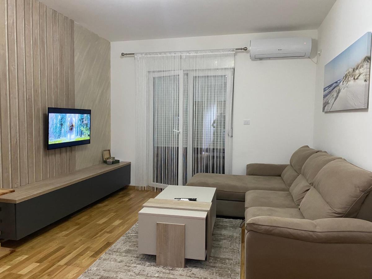 Stylish Charming Apartment Подгориця Екстер'єр фото